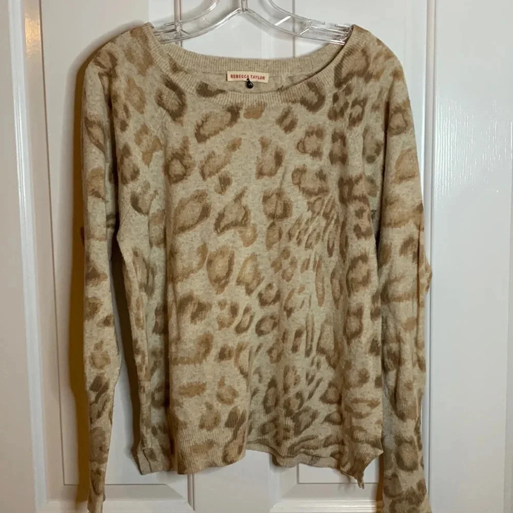 EUC REBECCA TAYLOR BEIGE LEOPARD PRINT SWEATER SIZE MEDIUM